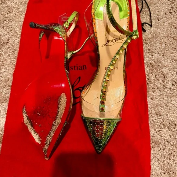 Christian Louboutin Green and Gold Heels with Metallic Accents - Picture 2 of 13